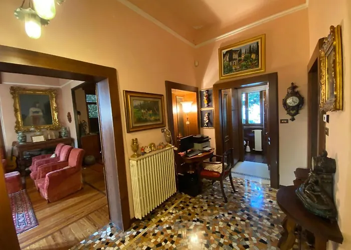 Suitecastlelakeview 1 Casa de Férias Bellano